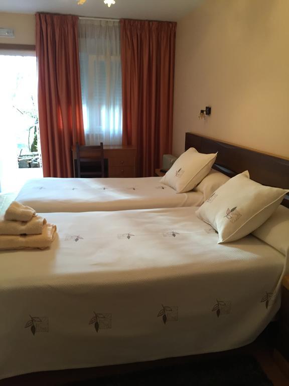 Hotel Santa Cruz Montaos Szoba fotó
